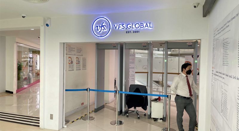 Lange wachttijden bij VFS Global voor aanvraag Schengenvisum